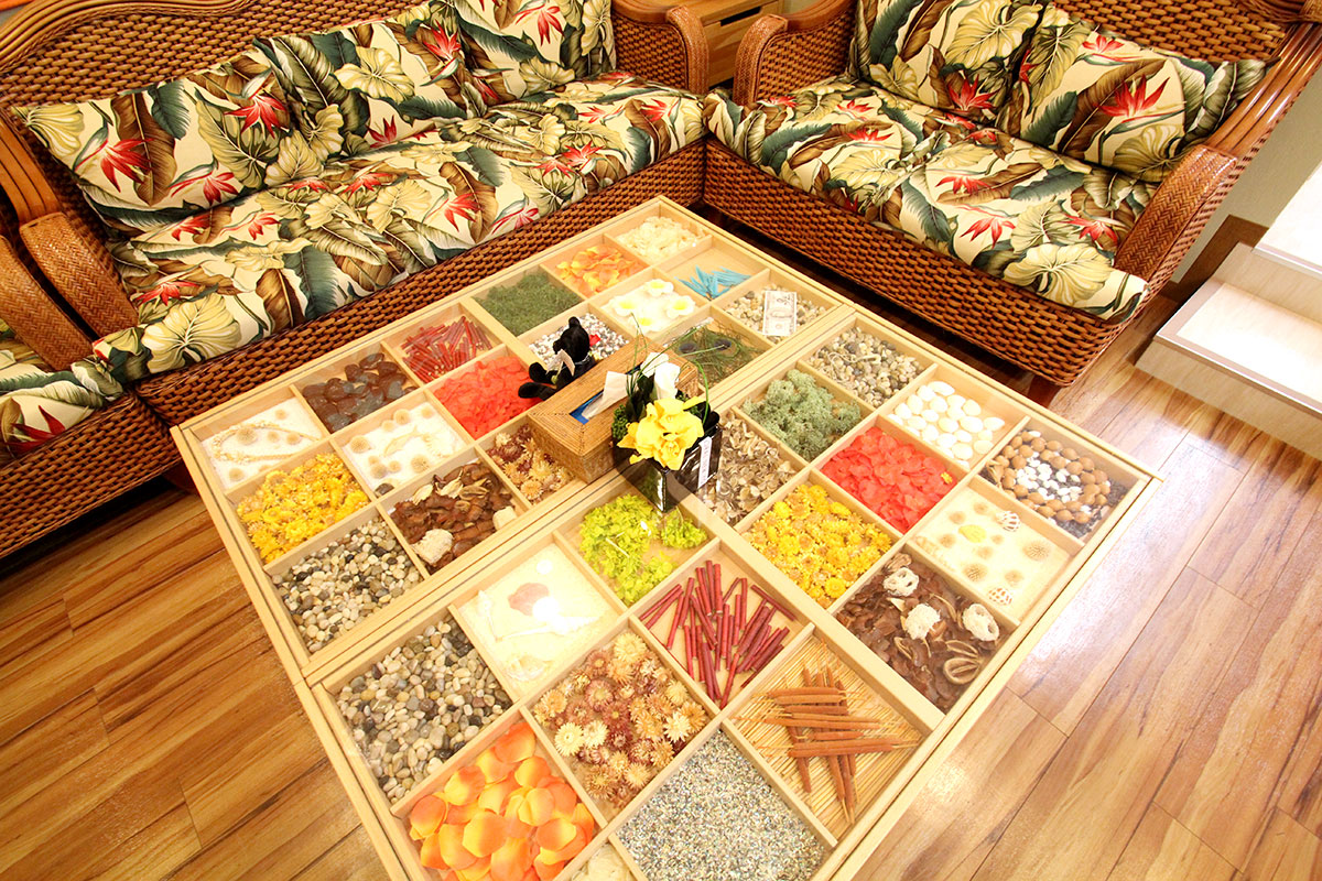 待合室のテーブル